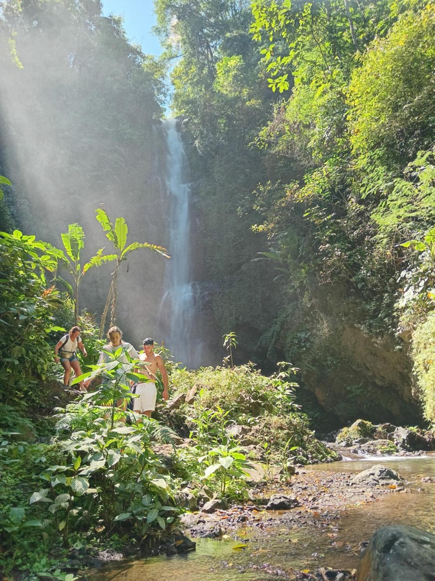 Kanaya Homestay & Warung Heaven Мундук Экстерьер фото
