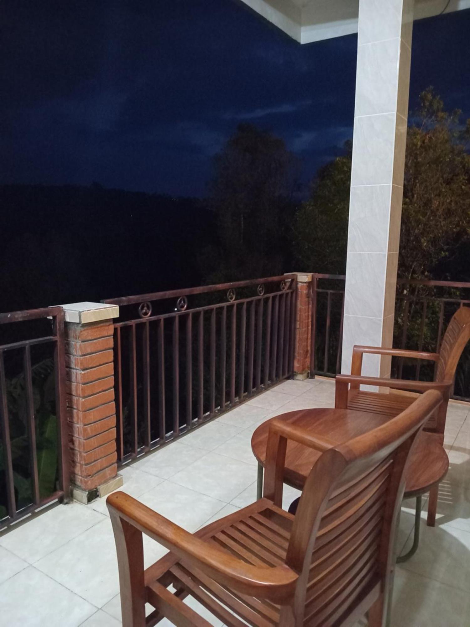 Kanaya Homestay & Warung Heaven Мундук Экстерьер фото